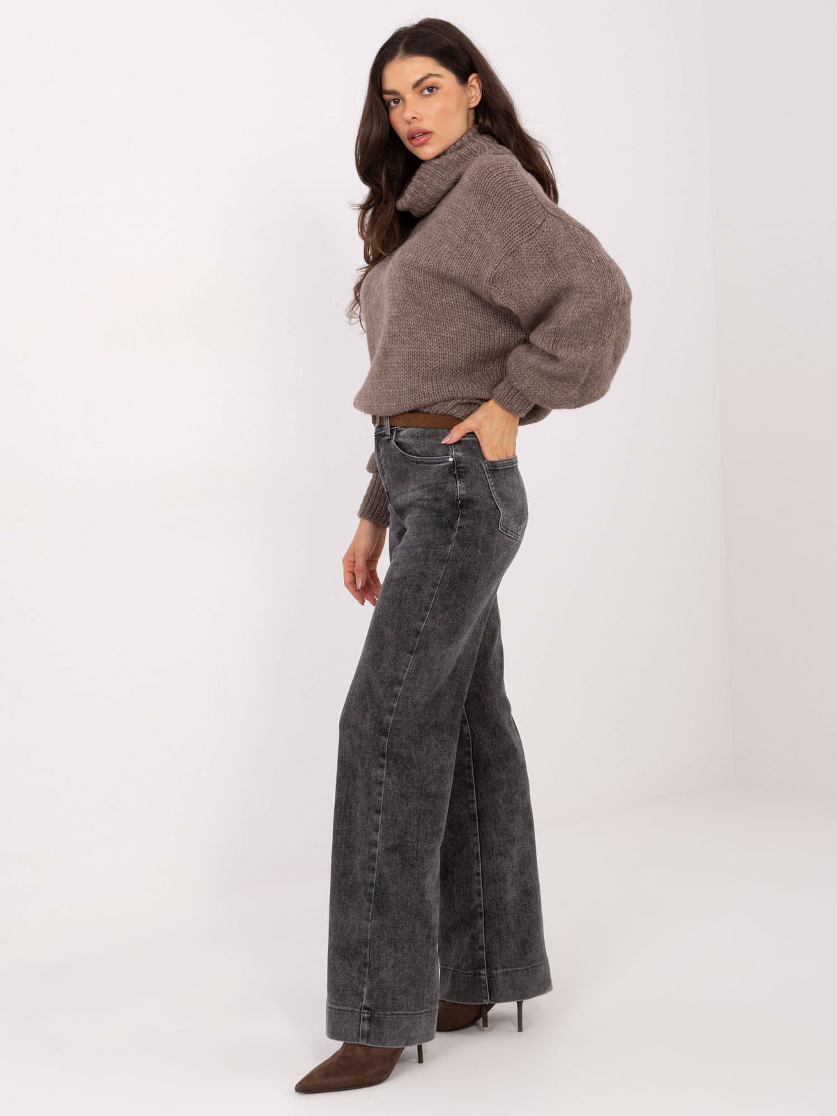 Dark Gray Straight-Leg Jeans