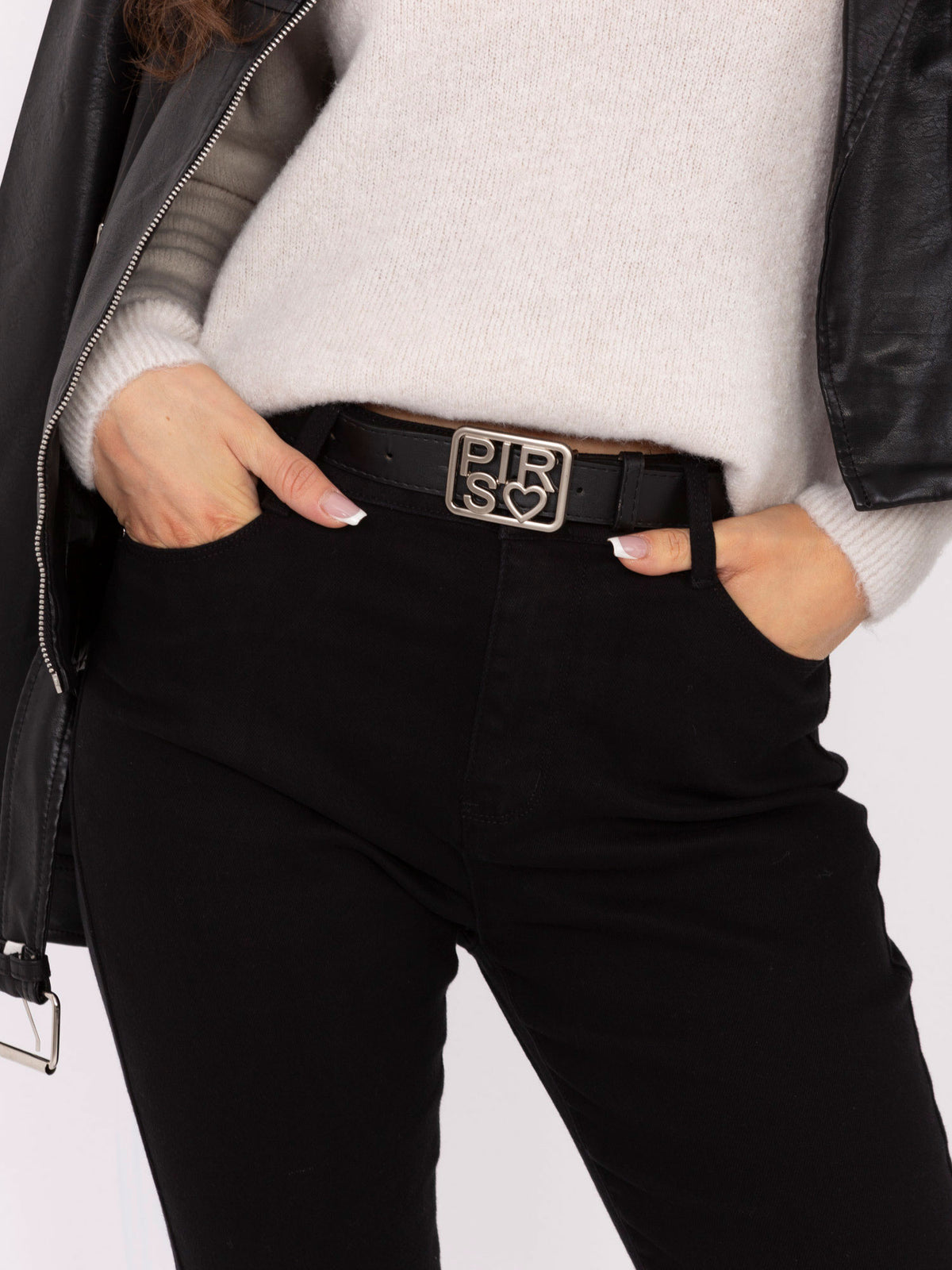Black Skinny Jeans with Belt