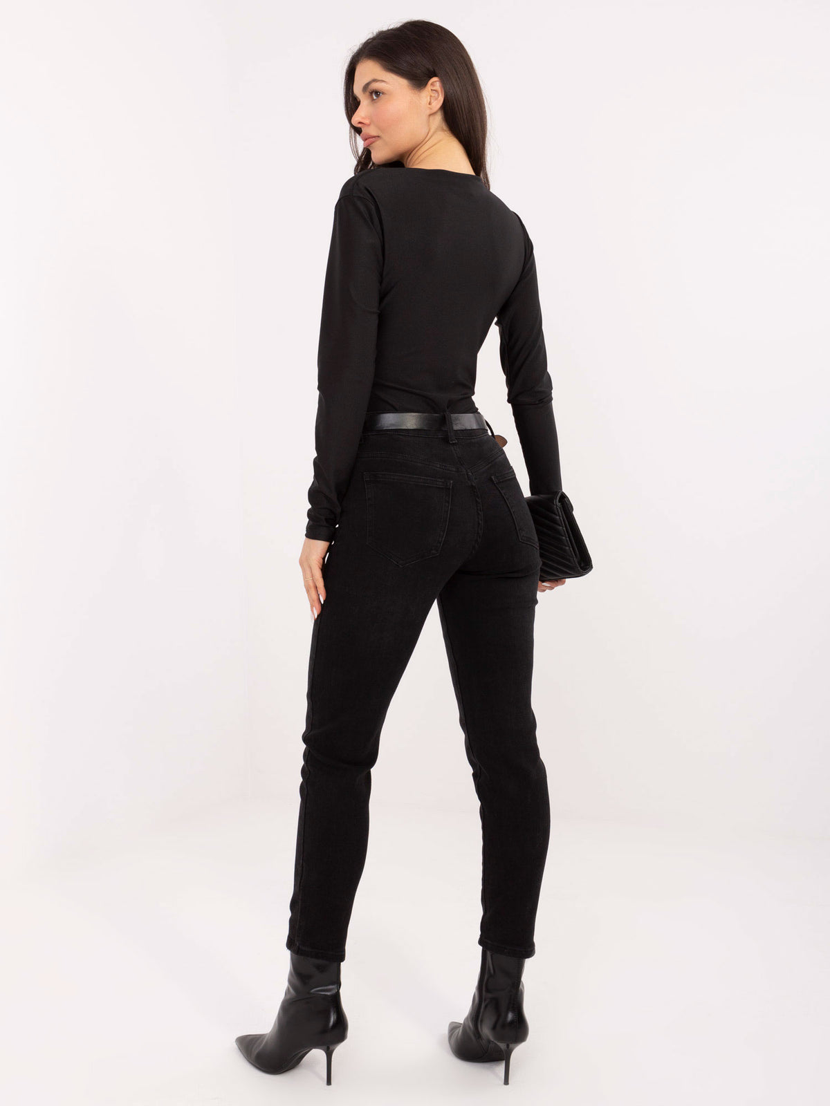 Black Skinny Jeans with Belt