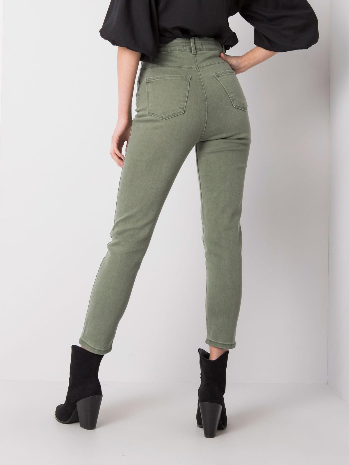 Khaki High-Waisted Jeans