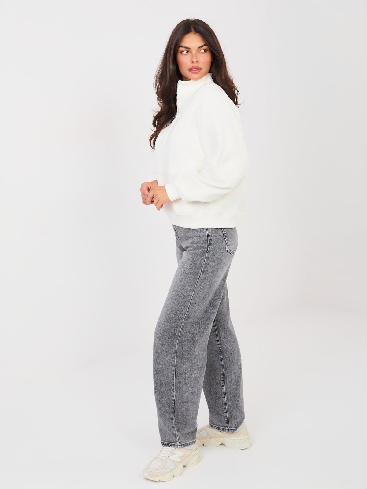 Gray Balloon Jeans